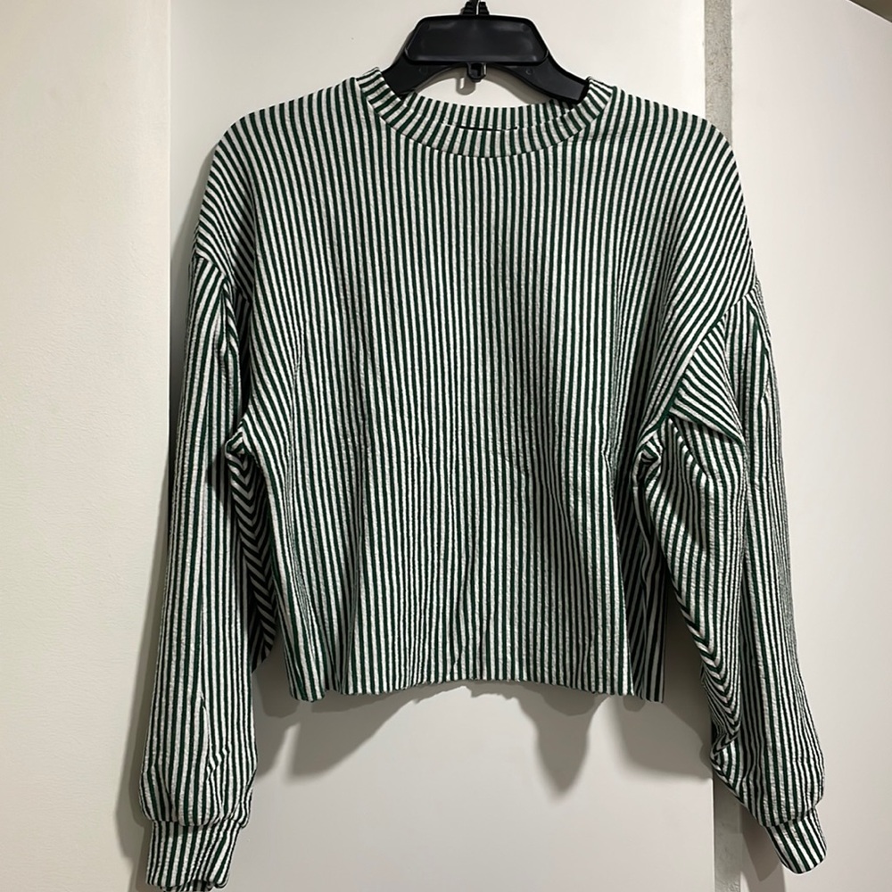 Drop shoulder top